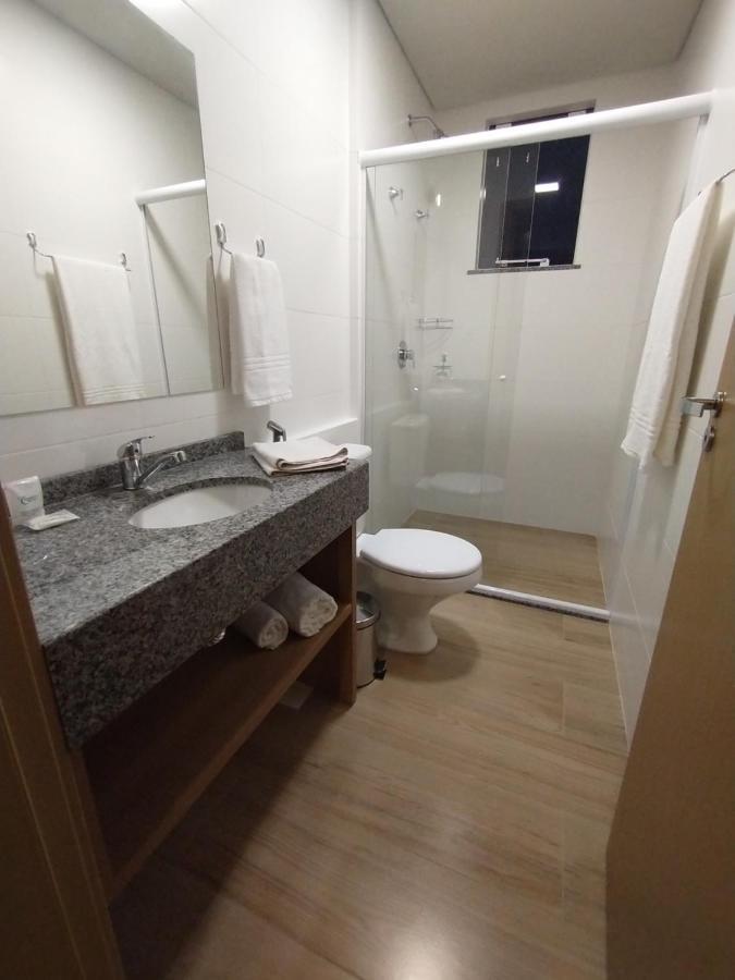 אלגרצ'י Rambo Hotel חדר תמונה